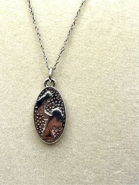 Sterling Silver Oval Mom and Baby Pendant Necklace  18” Chain 925